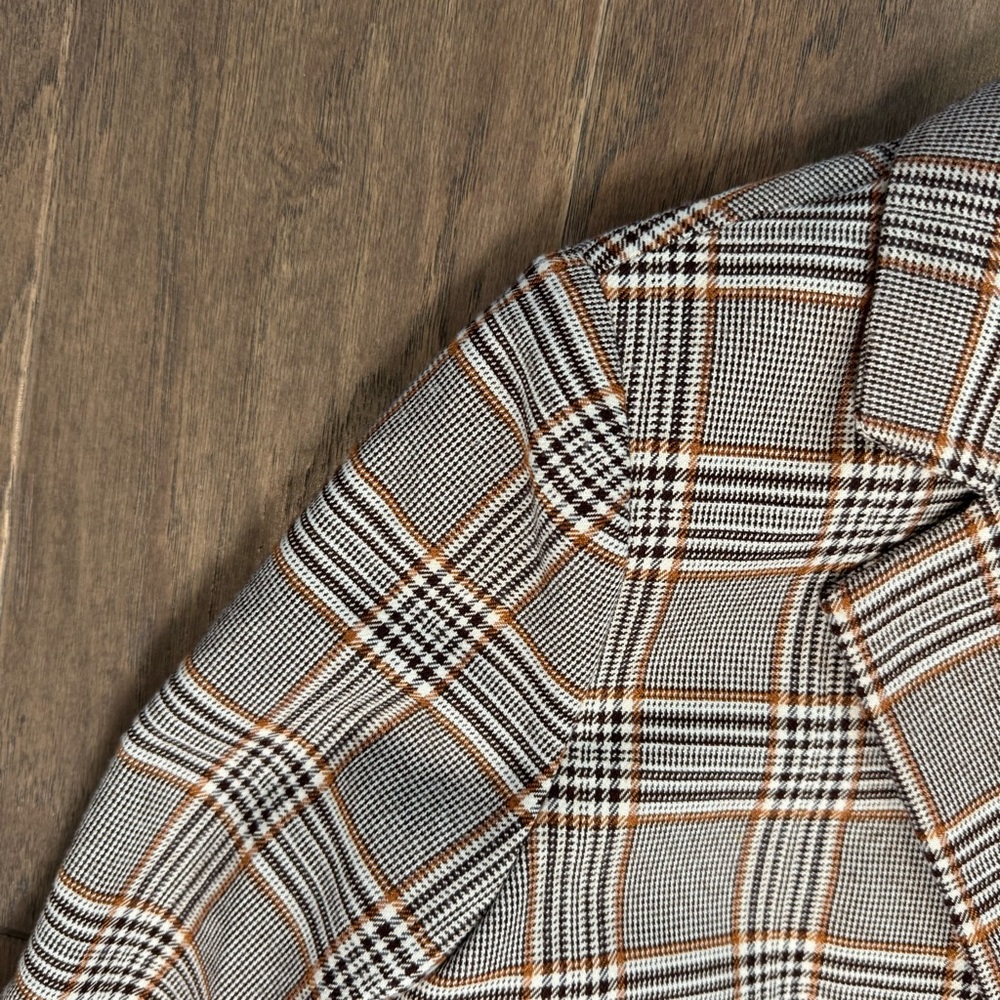 Urban Outfitters Double-Breasted Plaid Blazer - Picture 8 of 15